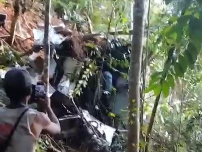 Serpihan Heli PK-CFX Ditemukan di Hutan Nanga Taman