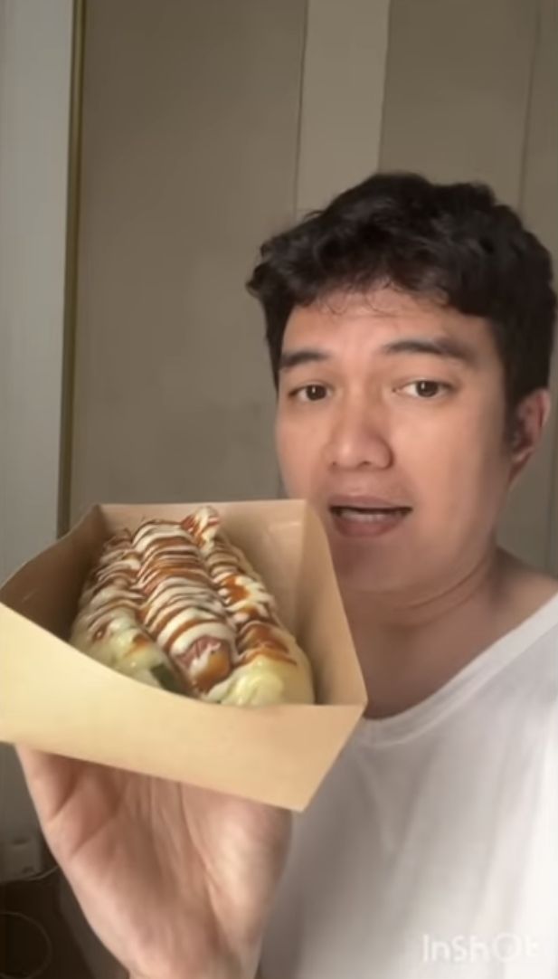Setelah Burgernya Viral, Aldi Taher Kini Jualan Hot Dog 'Odadog'