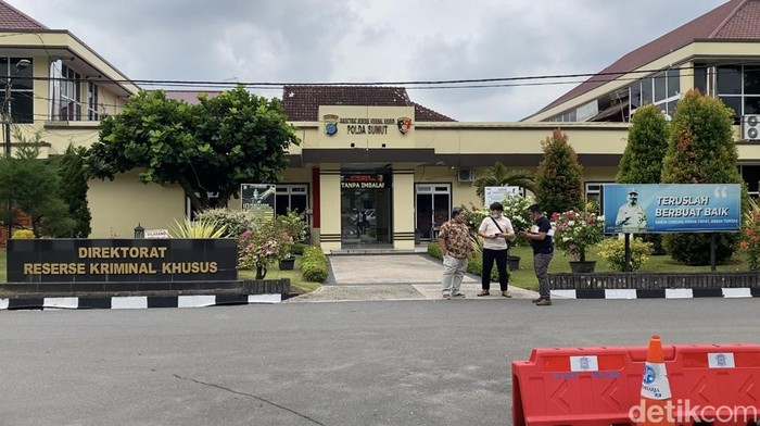 Polda Sumut Lakukan OTT di Dinas Kominfo Tebing Tinggi, 4 Orang Diamankan