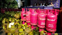 Selain menimbulkan kerugian negara, praktik pengoplosan ini juga dinilai sangat berbahaya. Proses pemindahan gas yang tidak sesuai standar keamanan berpotensi memicu kebakaran atau ledakan yang dapat membahayakan lingkungan sekitar.