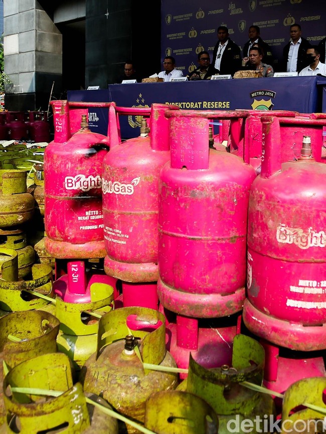 Terbongkar! Sindikat Oplos Elpiji Raup Rp2,7 Miliar