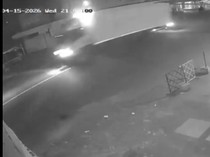 Truk Boks Tabrak 2 Pemuda Boncengan Motor di Pinrang hingga 1 Tewas