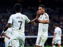 Vinicius dan Bellingham Sempat Cekcok saat Madrid Digilas Bayern Munich