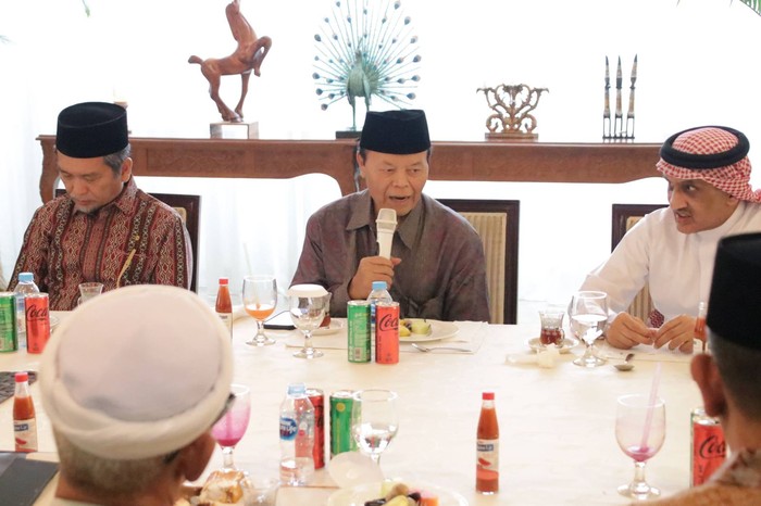 Wakil Ketua MPR RI sekaligus Anggota Komisi VIII DPR RI Hidayat Nur Wahid (HNW)