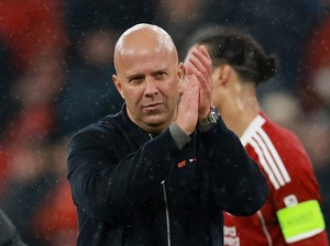 Memang Sepakbola Itu Tanpa Ampun, Arne Slot