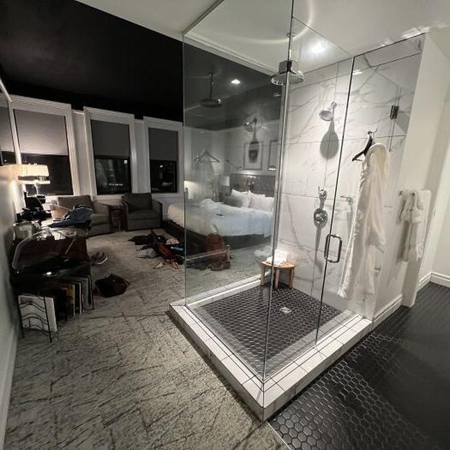 8 Potret Desain Hotel Zonk yang Bikin Tamu Geregetan