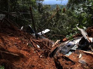 6 Fakta Heli Jatuh di Kalbar Tewaskan 8 Orang, Termasuk Warga Malaysia