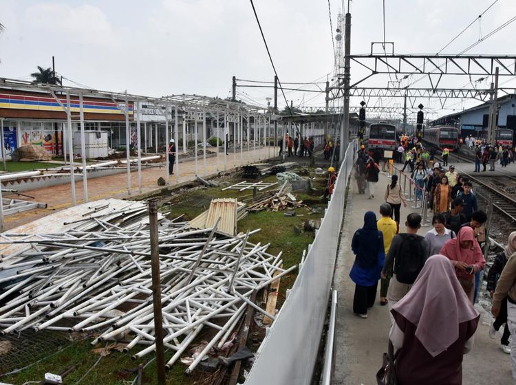 Jalur dan Peron Stasiun Bogor Diperluas