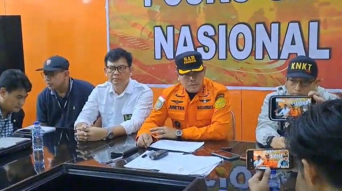KNKT sebut helikopter yang jatuh di Sekadau Kalbar tak miliki black box. (dok Humas SAR Pontianak)