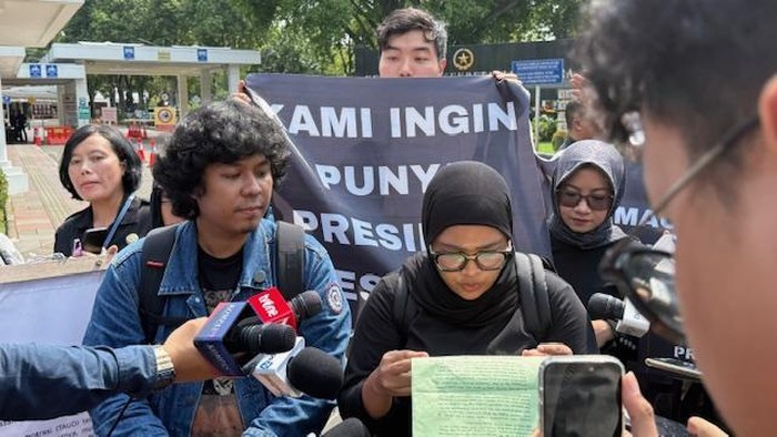 Koalisi Sipil bawa surat Andrie Yunus untuk Prabowo (Eva/detikcom)