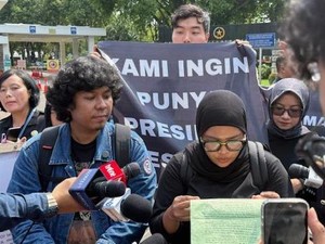 Koalisi Sipil Datangi Istana, Serahkan Surat Andrie Yunus untuk Prabowo