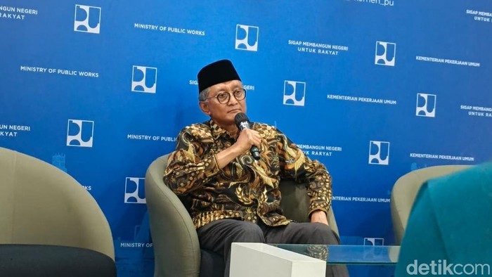Menteri Pekerjaan Umum Dody Hanggodo