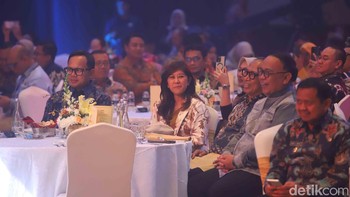 Menurutnya, ajang tersebut menjadi ruang penting untuk menghargai kontribusi berbagai pihak dalam memperluas akses dan literasi digital di Indonesia.