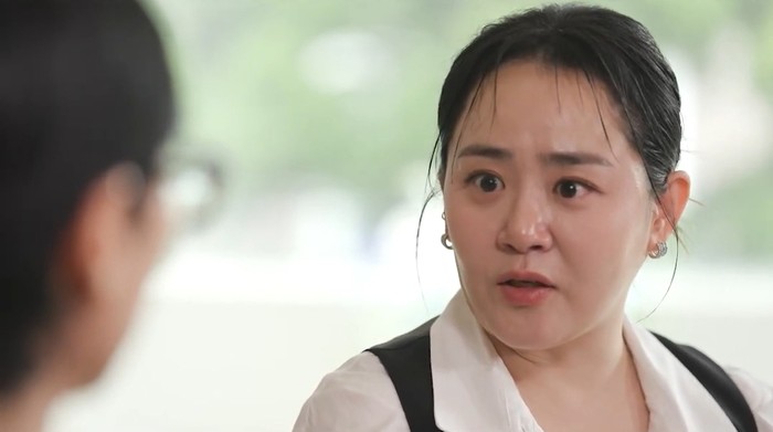Aktris Korea Selatan Moon Geun Young saat tampil di acara Yoo Jae Suk You Quiz on the Block.