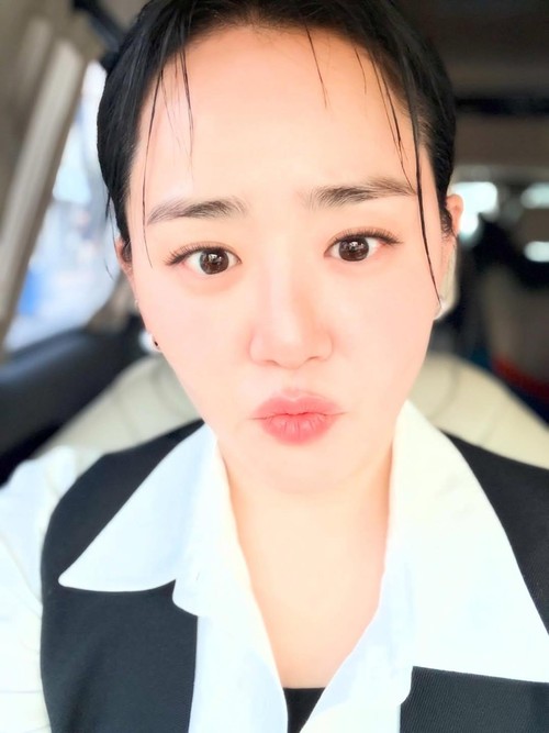 Moon Geun Young