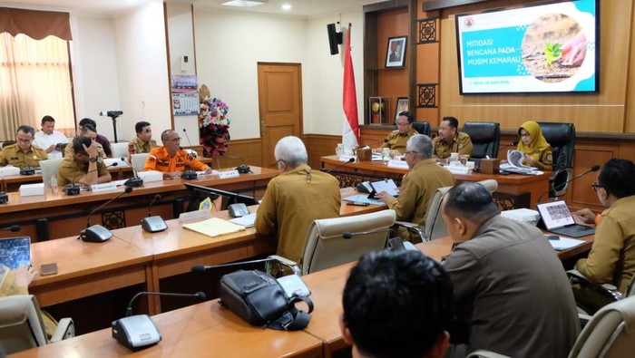 Gus Yani bersama jajaran dari Pemkab Gresik