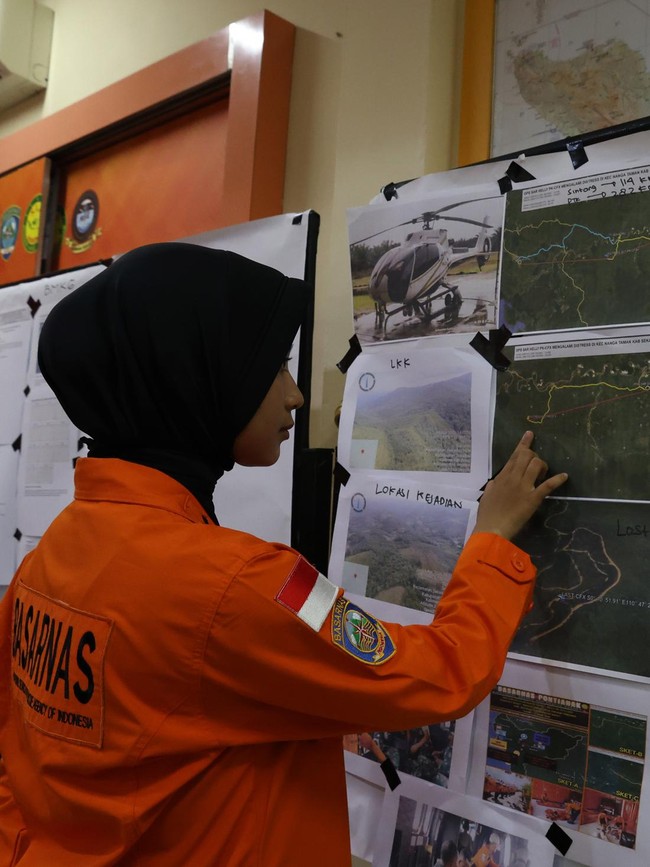 Helikopter Airbus H130 PK-CFX Jatuh di Sekadau, Tim SAR Lakukan Evakuasi