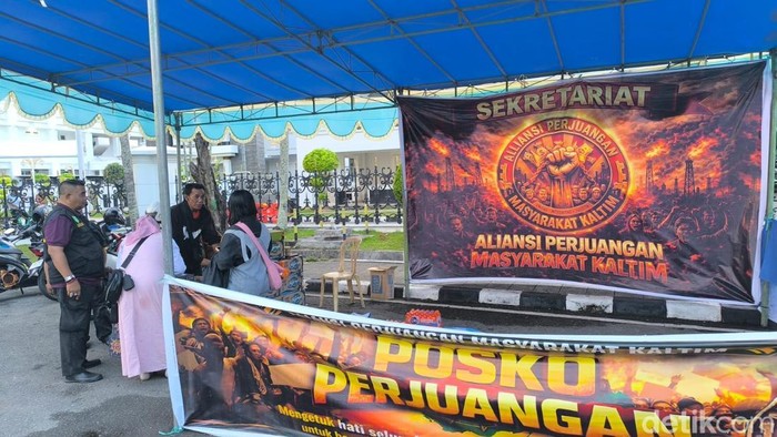 Posko untuk Demo 21 April di Samarinda