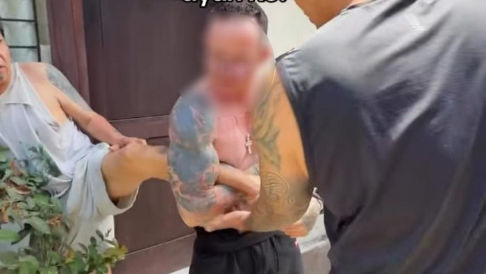 Pria asal Australia berinisial TD diduga menganiaya dan mengancam mematahkan kaki warga Bali.