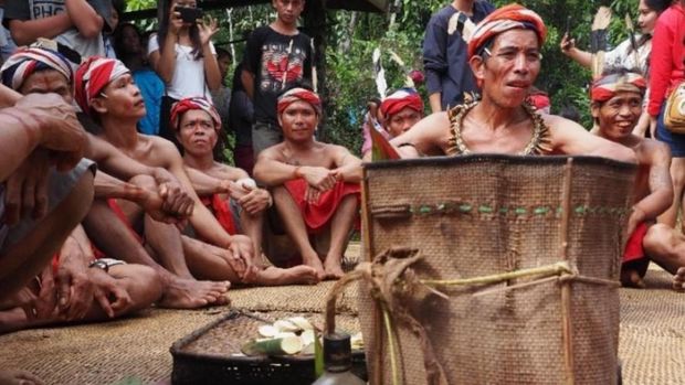 Ritual Nyobeng, Tradisi Memandikan Tengkorak Dayak Bidayuh Ritual Nyobeng, Tradisi Memandikan Tengkorak Dayak Bidayuh