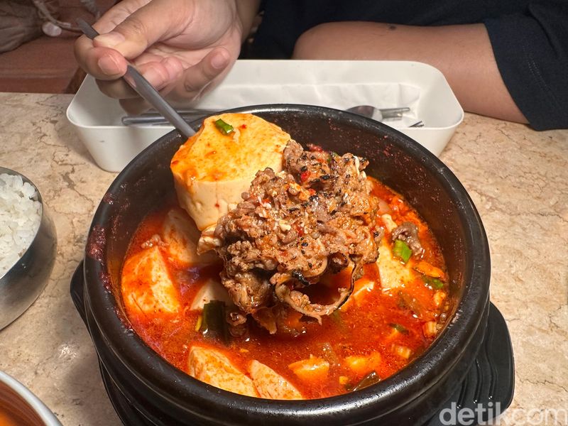 Seoul Gimbab Seoul Gimbab, kedai makanan Korea baru di Oma Huis Cikajang, Jakarta Selatan.