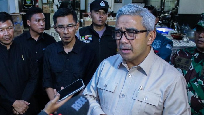 Wali Kota Bandung Farhan