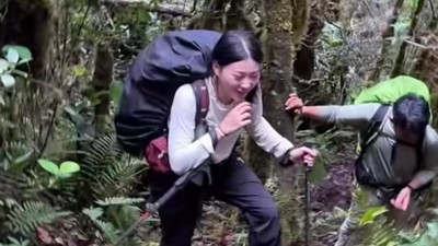 Wendy Walters Putar Balik Turun, Hentikan Pendakian Gunung Leuser