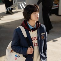 Sementara itu, Moving Season 2 akan melanjutkan kisah tiga anak SMA yang mewarisi kekuatan super dari orang tuanya. Penggemar dapat menantikan aksi Won Gyu Bin dalam sekuelnya yang dijadwalkan tayang 2027. Foto: dok. Instagram @nnekorea
