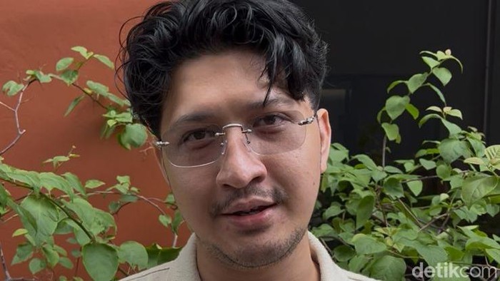 Aditya Zoni di Mampang Prapatan, Jakarta Selatan, Jumat (17/4/2026).