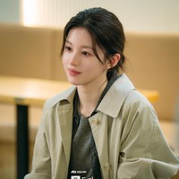 Sinopsis We Are All Trying Here, Drakor Comeback Go Youn Jung Jadi Produser