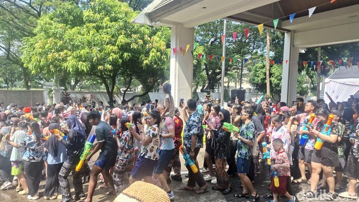 Festival Songkran 2026 Resmi Dibuka di Jakarta, Hadirkan Tradisi dan Kemeriahan Thailand