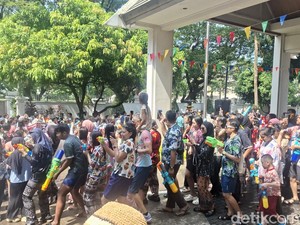 Festival Songkran 2026 Bawa Sensasi Thailand ke Tengah Ibu Kota Jakarta