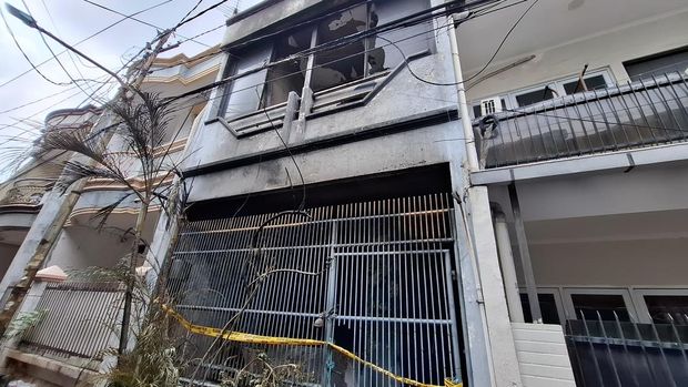 Lokasi kebakaran rumah di Gang Rambutan Timur 6, Tanjung Duren Utara, Grogol Petamburan, Jakarta Barat. Kebakaran tersebut menewaskan lima orang.