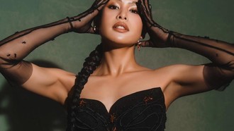 Gaya Maudy Ayunda Pakai Gaun Banyak 'Semut' di Premiere Film Para Perasuk