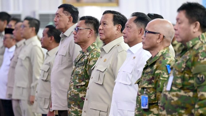 Mendagri Dampingi Prabowo Beri Arahan Khusus di KPPD Ketua DPRD Se-RI