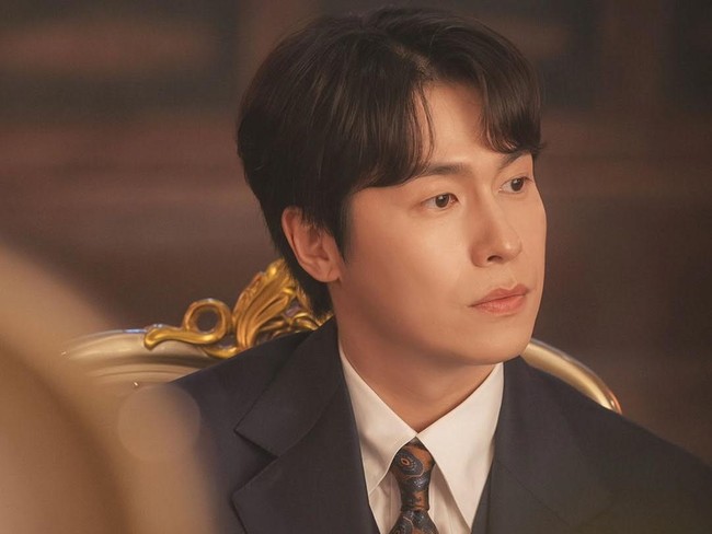 Pemain Drama Korea Perfect Crown