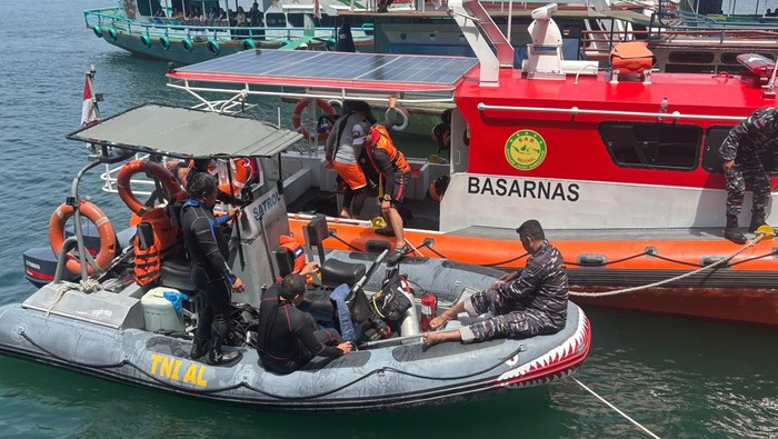 Suasana pencarian korban (Foto: dok. Polres Toba)
