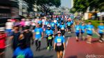 Akhir Pekan Cerah, Warga Ramaikan CFD Jakarta