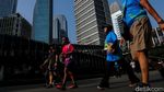 Akhir Pekan Cerah, Warga Ramaikan CFD Jakarta