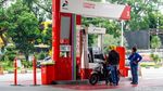 Aktivitas di SPBU Saat Harga BBM Nonsubsidi Naik Tajam