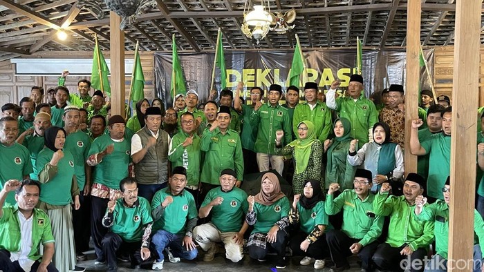 Deklarasi eks kader PAN Sleman masuk ke PPP Sleman, Minggu (19/4/2026).