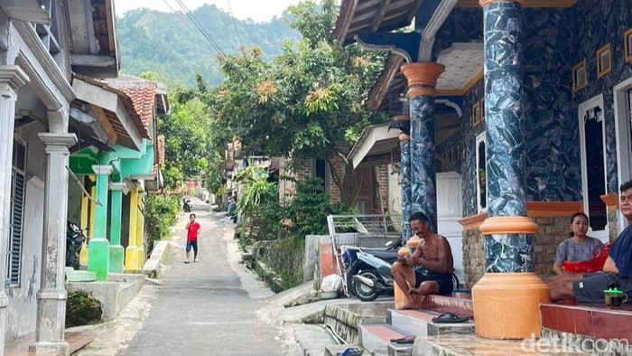 Desa Cipanas Cirebon