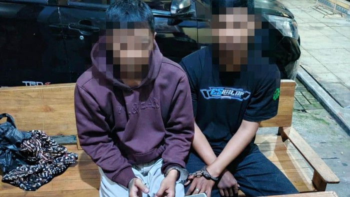 Dua kurir sabu ditangkap Polda Jateng di wilayah Jaten, Kabupaten Karanganyar, Minggu (19/4/2026).
