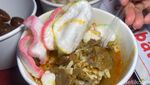 Kenyang! Nasi Gule Rp 20 Ribu Porsi Besar Ada di Taman Bendera Pusaka