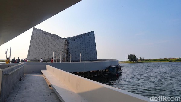 Jakarta Bakal Punya Masjid Apung, Calon Wisata Religi Baru