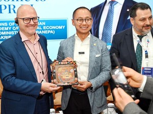 Konsisten Kawal Isu Energi Hijau, Eddy Soeparno Raih KWP Award 2026