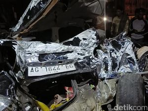 Petaka Truk Rem Blong Berujung 4 Orang Sekeluarga Tewas di Probolinggo