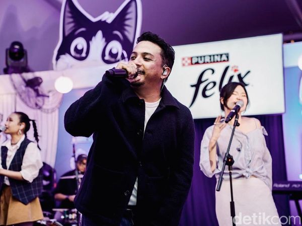 Momen Sal Priadi Meriahkan Konser Bertema Kucing