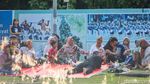 Monas Jadi Oase Warga Jakarta di Penghujung Pekan
