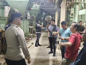 Pekerja Pabrik Pakan Ikan di Pasuruan Tewas Terjepit Baling-baling Mixer
